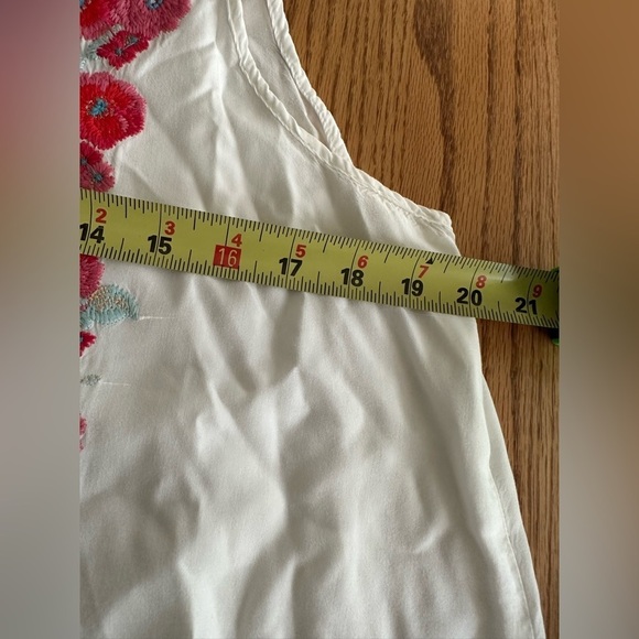 Garden Girl Embroidered Floral Red Blue Green Button Down Sleeveless White Top M - Picture 10 of 11